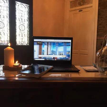 Auristela - Singular's Otel Villapedre